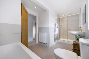 Photo 36- click for photo gallery